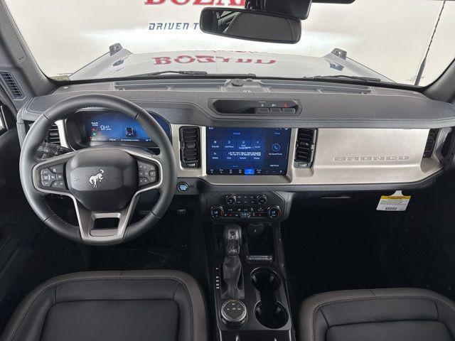 Photo of 2025 Azure Gray Metallic Tri-Coat Ford Bronco