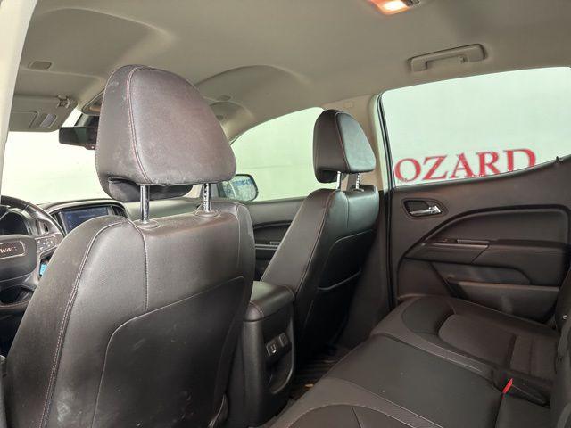 Photo of 2020 Onyx Black GMC Canyon