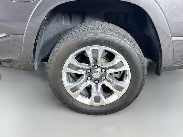 Photo of 2023 Granite Crystal Metallic Clearcoat RAM 1500