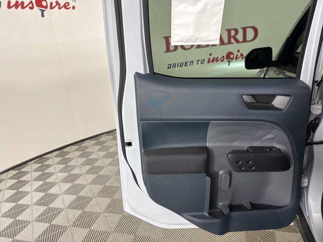 Photo of 2025 Space White Metallic Ford Maverick