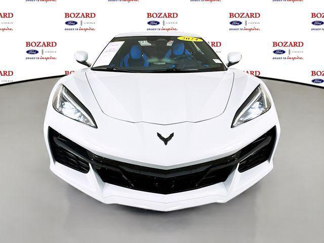 Photo of 2024 Ceramic Matrix Gray Metallic Chevrolet Corvette