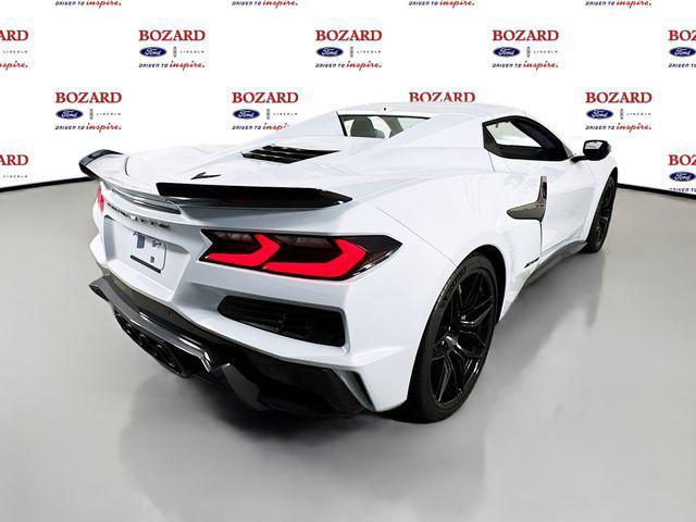 Photo of 2024 Ceramic Matrix Gray Metallic Chevrolet Corvette