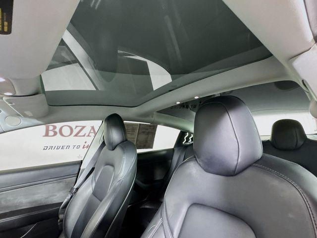 Photo of 2020 Pearl White Multi-Coat Tesla Model 3