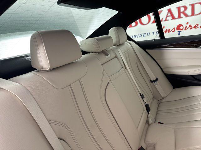 Photo of 2021 Dark Graphite Metallic BMW 530