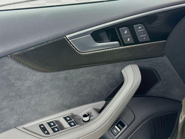 Photo of 2024 Grey Audi S5