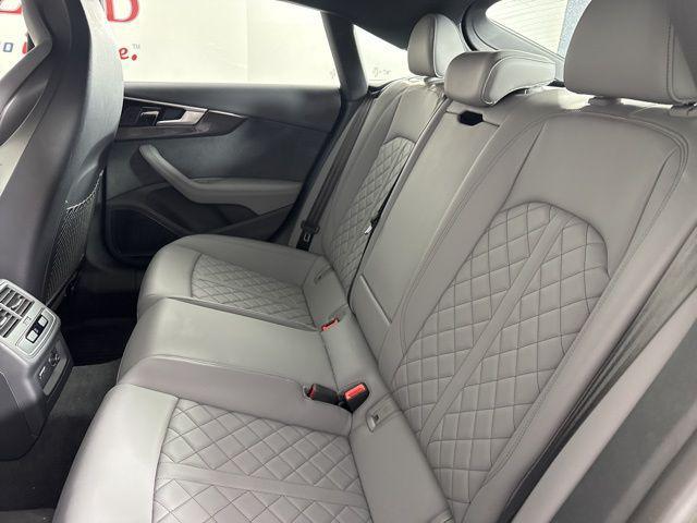 Photo of 2024 Grey Audi S5