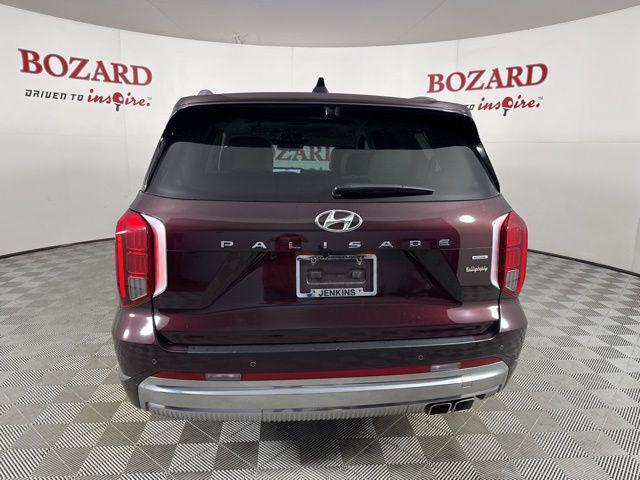Photo of 2024 Sierra Burgundy Hyundai PALISADE