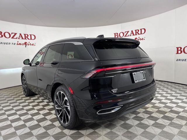 Photo of 2025 Infinite Black Metallic Clearcoat Lincoln Nautilus