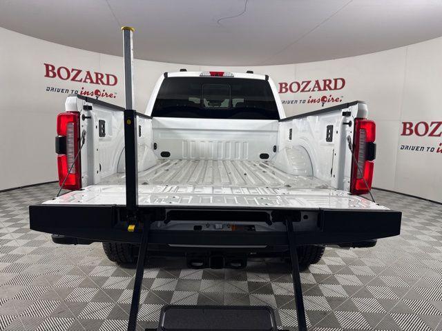 Photo of 2025 Star White Metallic Tri-Coat Ford F-250
