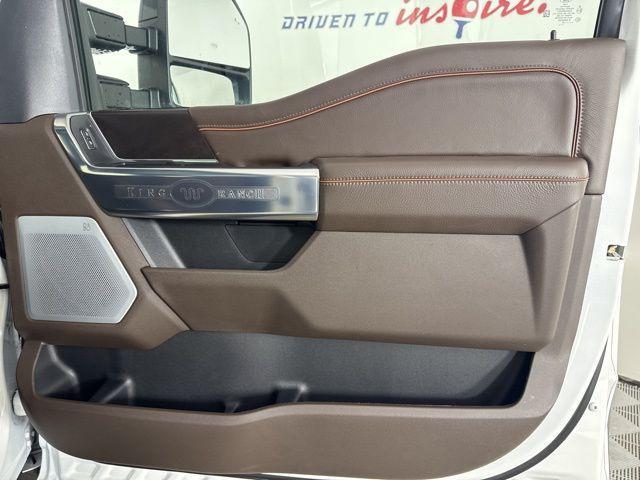 Photo of 2025 Star White Metallic Tri-Coat Ford F-250