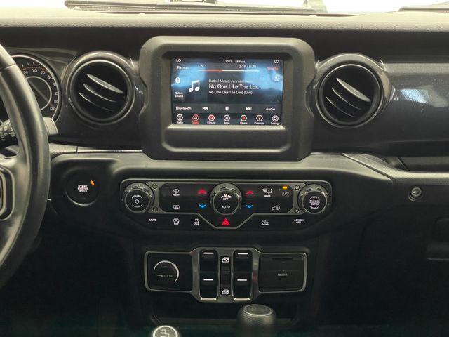 Photo of 2022 Bright White Clearcoat Jeep Wrangler Unlimited
