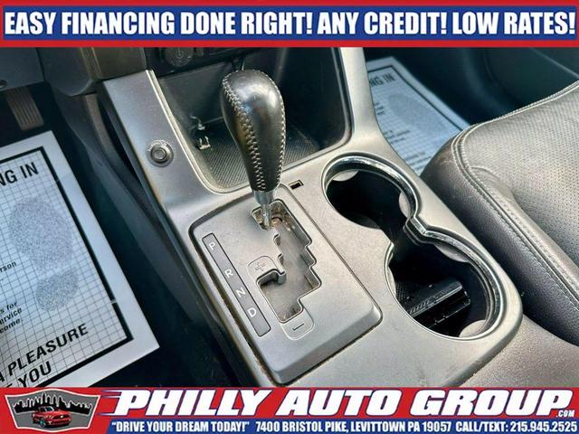 Photo of 2011 Bright Silver Kia Sorento