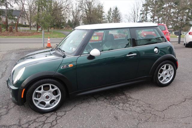 Photo of 2005 British Racing Green Metallic MINI Cooper S