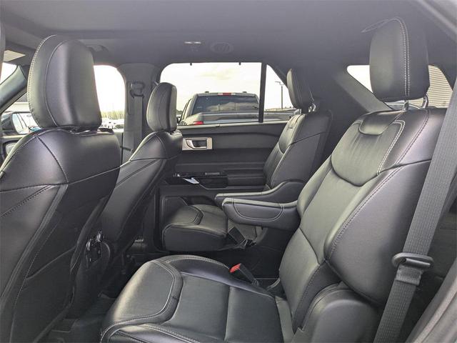Photo of 2022 Stone Blue Metallic Ford Explorer