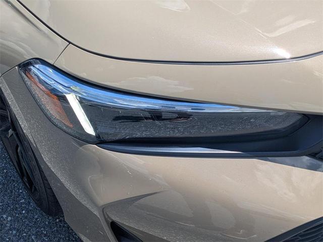 Photo of 2025 Sand Dune Pearl Honda Civic