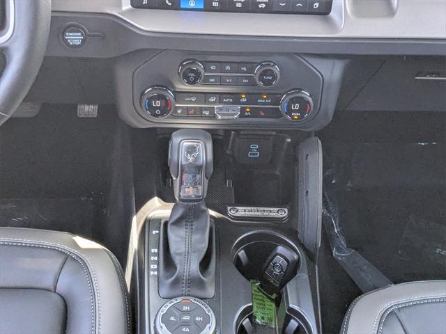 Photo of 2025 Oxford White Ford Bronco