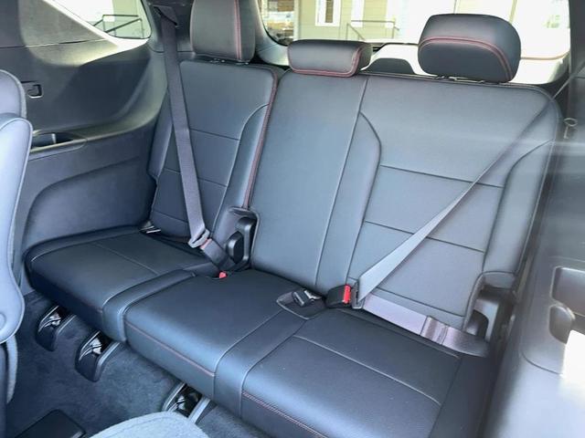Photo of 2024 Gray Chevrolet Traverse