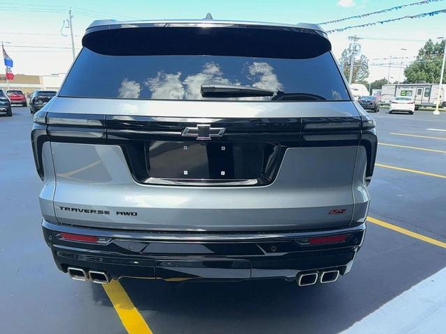 Photo of 2024 Gray Chevrolet Traverse