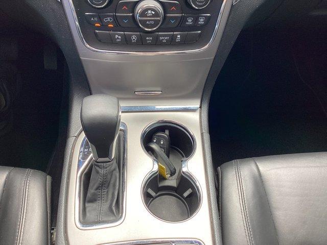 Photo of 2018 Granite Crystal Clearcoat Metallic Jeep Grand Cherokee