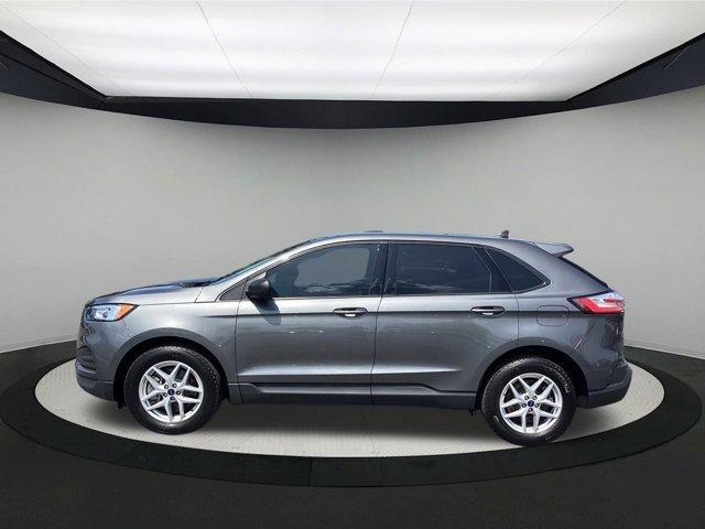 Photo of 2022 Agate Black Metallic Ford Edge