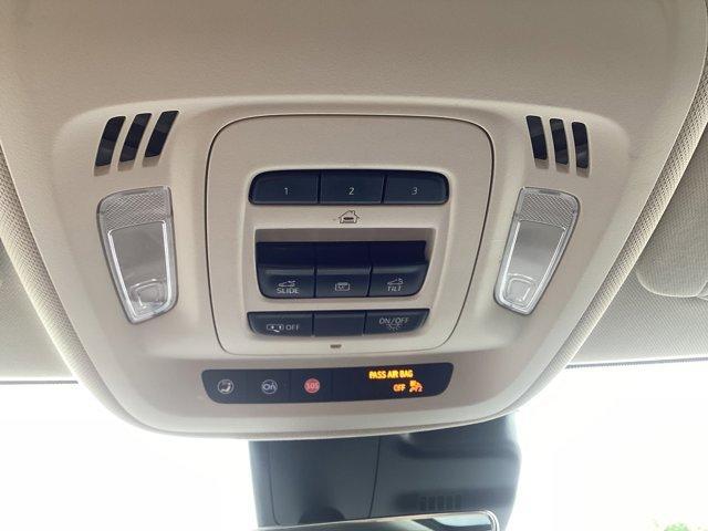 Photo of 2022 Satin Steel Metallic Buick Envision