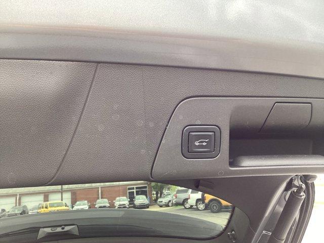 Photo of 2022 Satin Steel Metallic Buick Envision