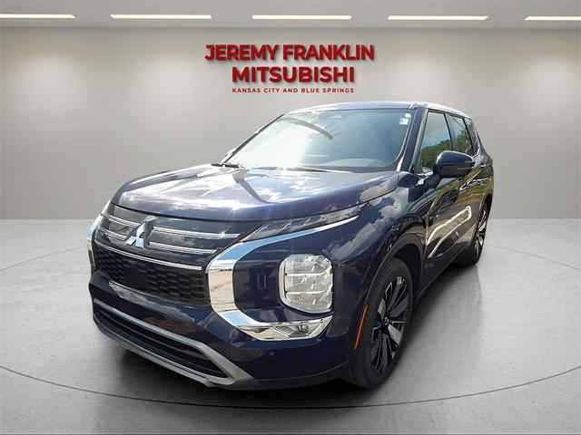 Photo of 2025 Cosmic Blue Metallic Mitsubishi Outlander