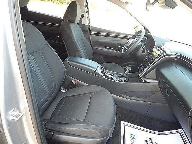 Photo of 2024 Shimmering Silver Hyundai TUCSON