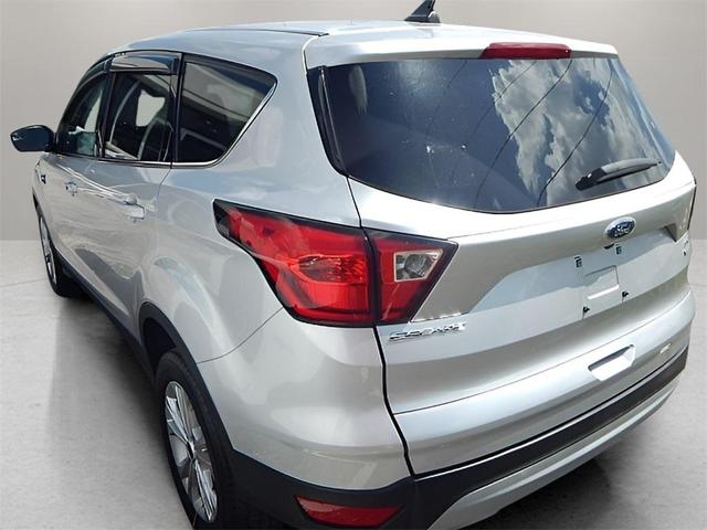 Photo of 2019 Ingot Silver Metallic Ford Escape