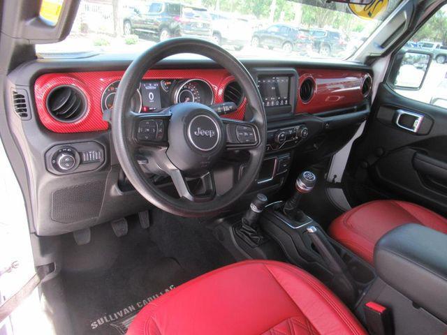 Photo of 2022 Bright White Clearcoat Jeep Gladiator
