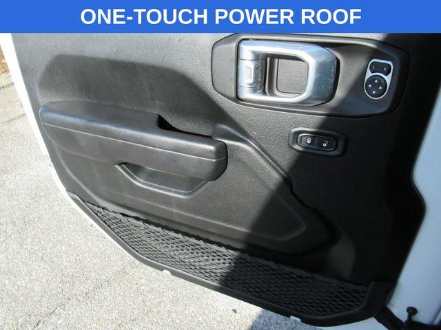 Photo of 2021 Bright White Clearcoat Jeep Wrangler Unlimited