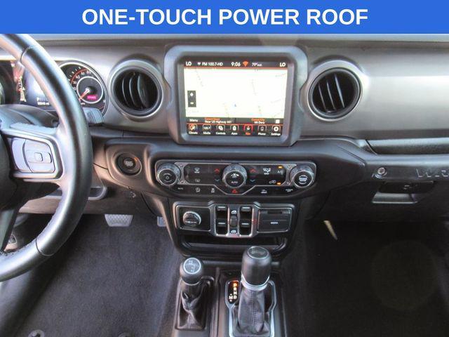 Photo of 2021 Bright White Clearcoat Jeep Wrangler Unlimited