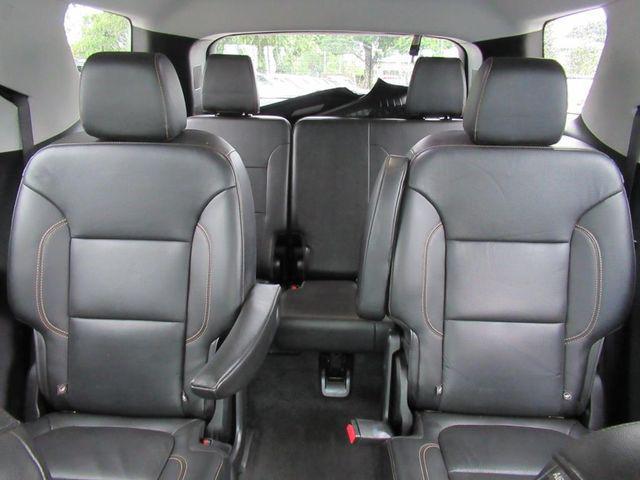 Photo of 2020 Summit White Chevrolet Traverse