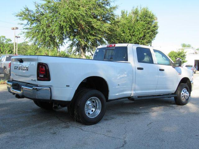 Photo of 2025 Bright White Clearcoat RAM 3500