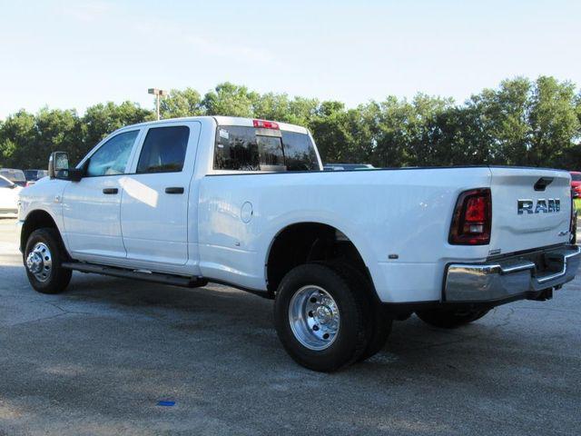Photo of 2025 Bright White Clearcoat RAM 3500