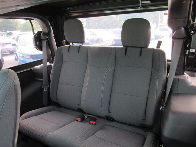 Photo of 2024 Black Clearcoat Jeep Wrangler