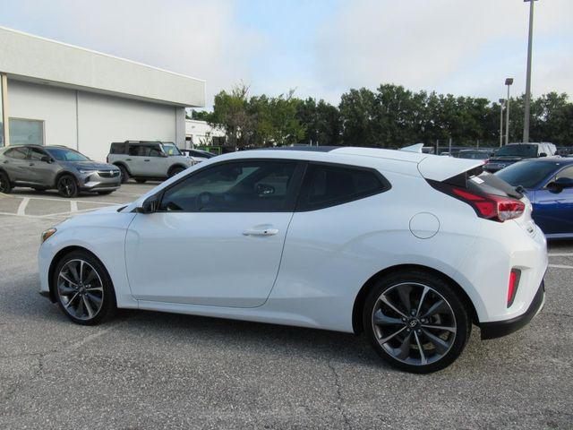 Photo of 2020 Chalk White Hyundai Veloster