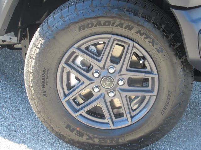 Photo of 2025 Anvil Clearcoat Jeep Wrangler