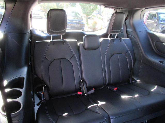 Photo of 2025 Red Hot Pearlcoat Chrysler Voyager