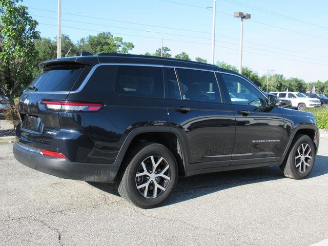 Photo of 2024 Midnight Sky Jeep Grand Cherokee L