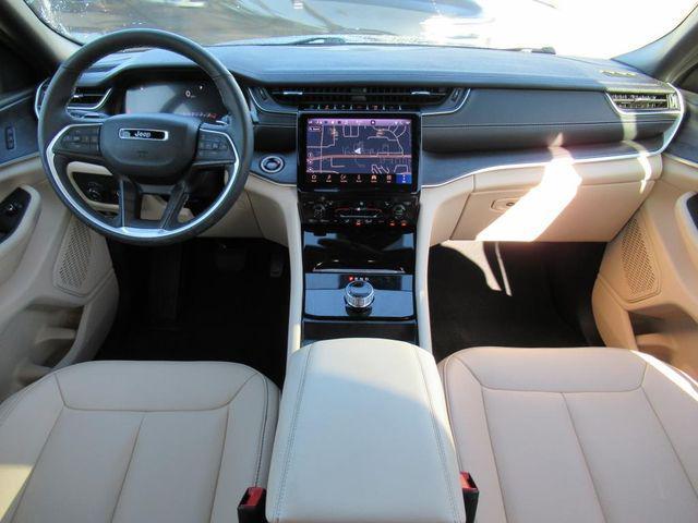 Photo of 2024 Midnight Sky Jeep Grand Cherokee L