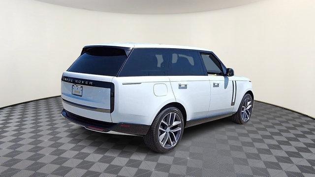 Photo of 2025 Fuji White - 1AA Land Rover Range Rover
