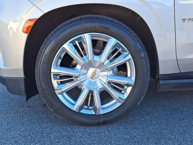 Photo of 2021 Empire Beige Metallic Chevrolet Tahoe