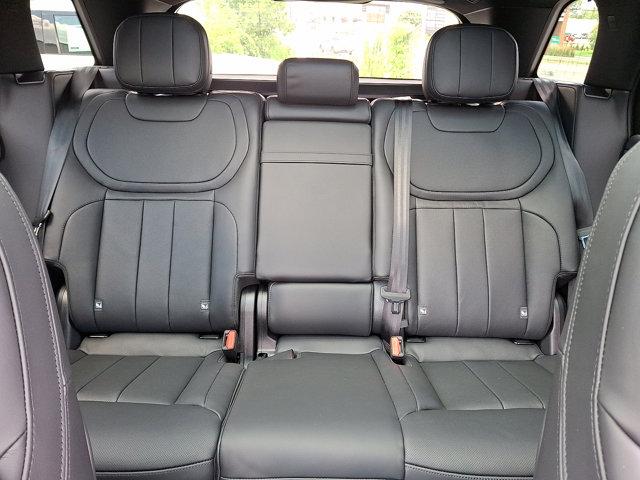 Photo of 2025 Fuji White - 1AA Land Rover Range Rover Sport