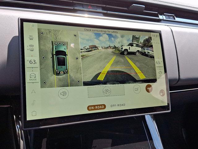 Photo of 2025 Fuji White - 1AA Land Rover Range Rover Sport