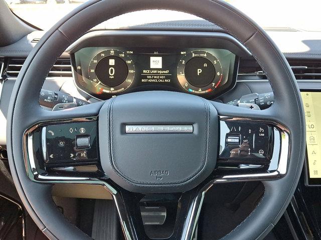 Photo of 2025 Fuji White - 1AA Land Rover Range Rover Sport