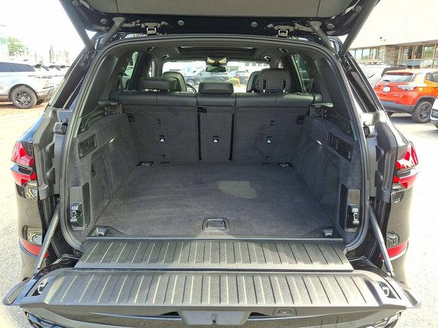 Photo of 2024 Black Sapphire Metallic BMW X5