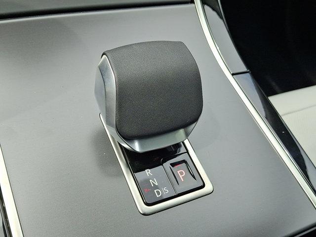Photo of 2026 Varesine Blue Metallic - 1EH Land Rover Range Rover Velar