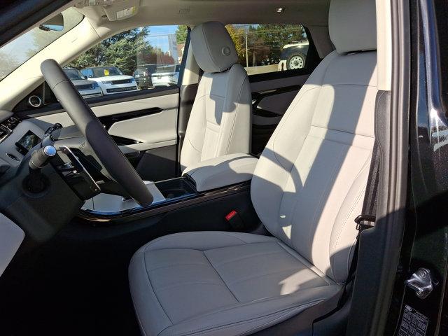 Photo of 2025 Santorini Black Metallic - 1AG Land Rover Range Rover Evoque