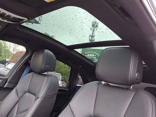 Photo of 2024 Gentian Blue Metallic - 1A Porsche Macan